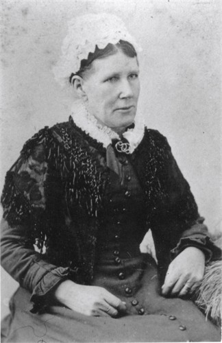 Photo of photos/Margaret McRae (dau of Mary McLennan) bn 1833